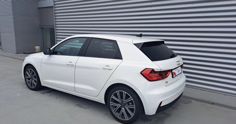 Audi A1 cena 109700 przebieg: 13147, rok produkcji 2021 z Debrzno małe 254